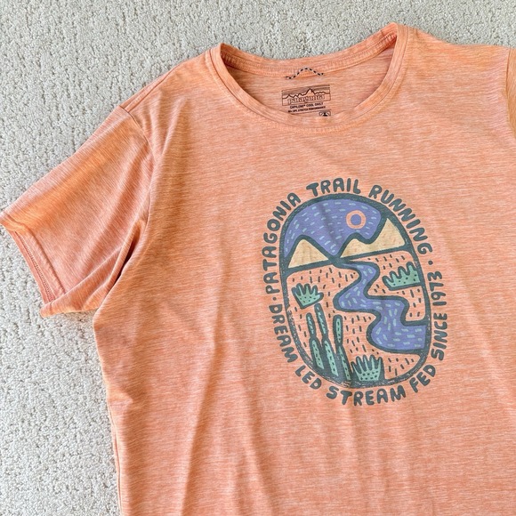 Patagonia Women's Capilene Cool Daily Trail Running Tee L Orange Graphic $49 - Picture 1 of 9